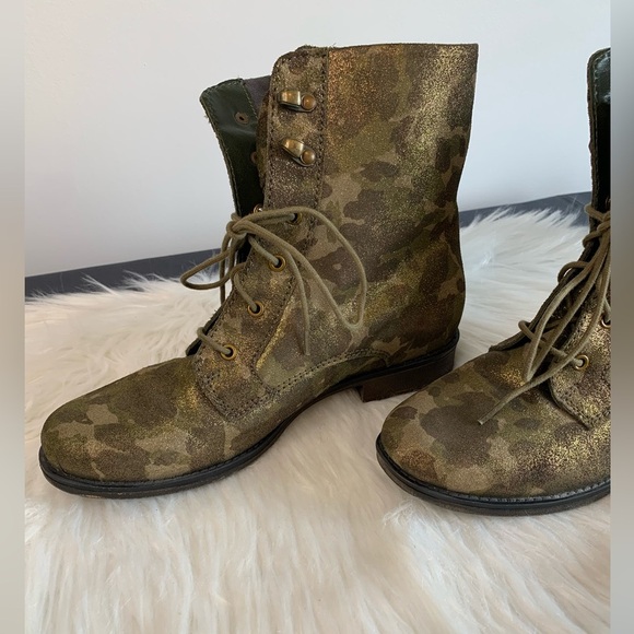 Marc Art of Walking Camouflage Lace-Up Ankle Boots - Picture 4 of 9